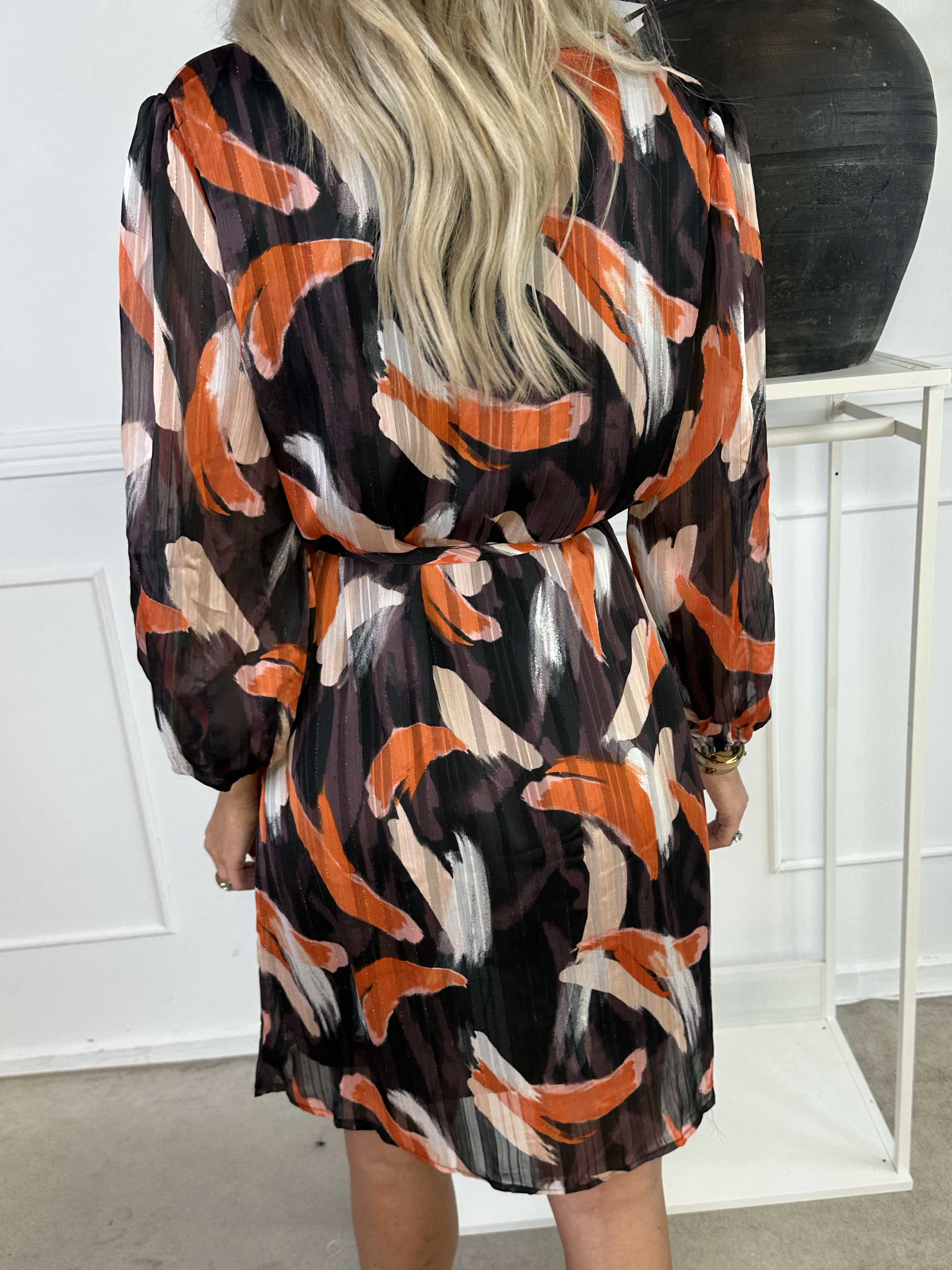 Filipa - Mønstret tunikakjole med glimmertråde